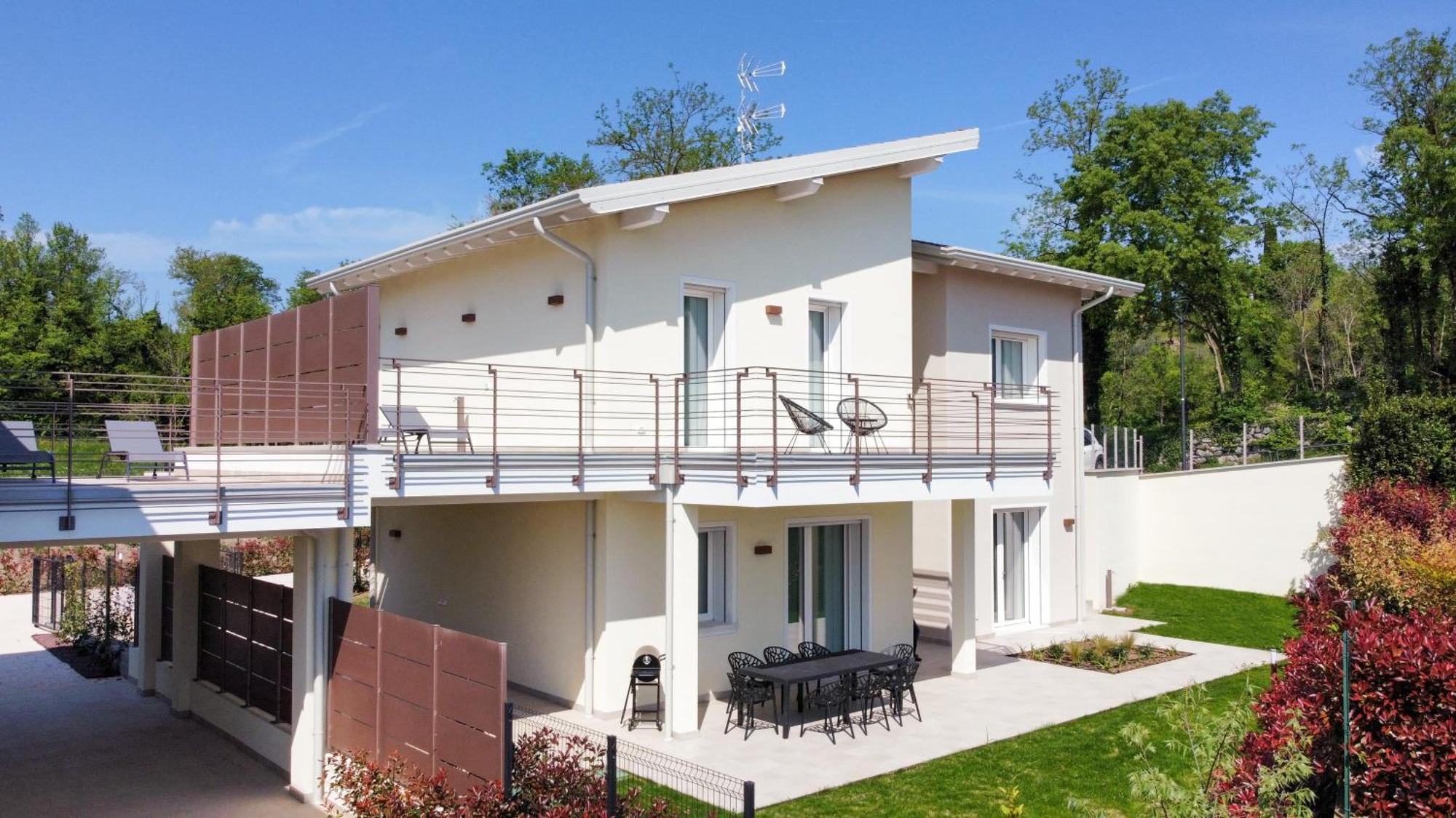 Luxury Villas Gardenia With Private Pool Padenghe sul Garda Eksteriør billede