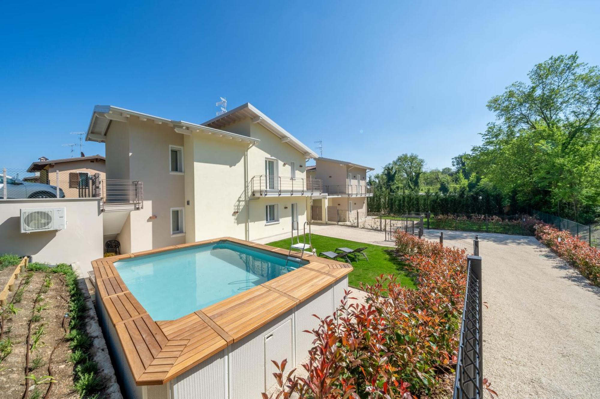 Luxury Villas Gardenia With Private Pool Padenghe sul Garda Eksteriør billede