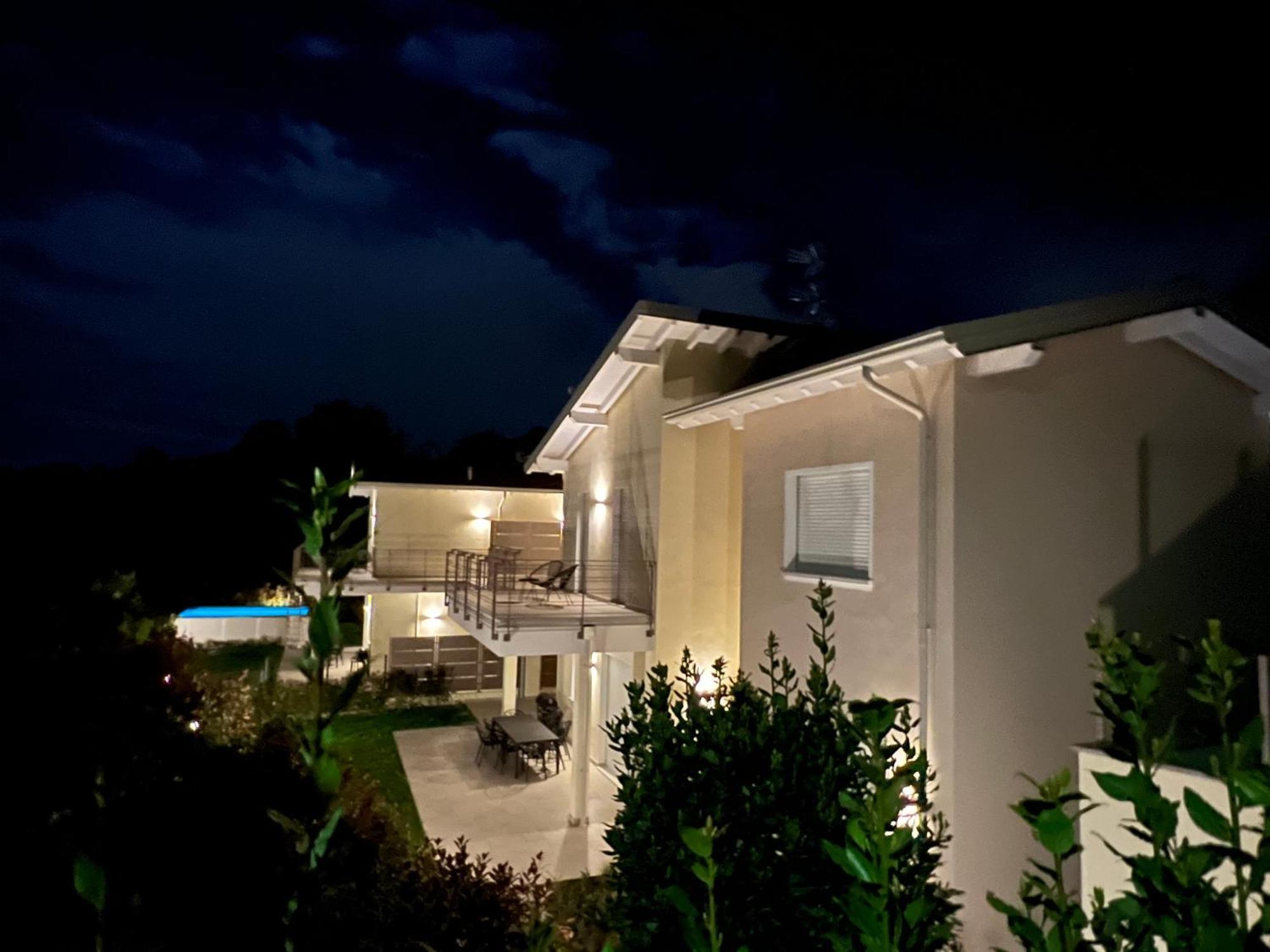 Luxury Villas Gardenia With Private Pool Padenghe sul Garda Eksteriør billede