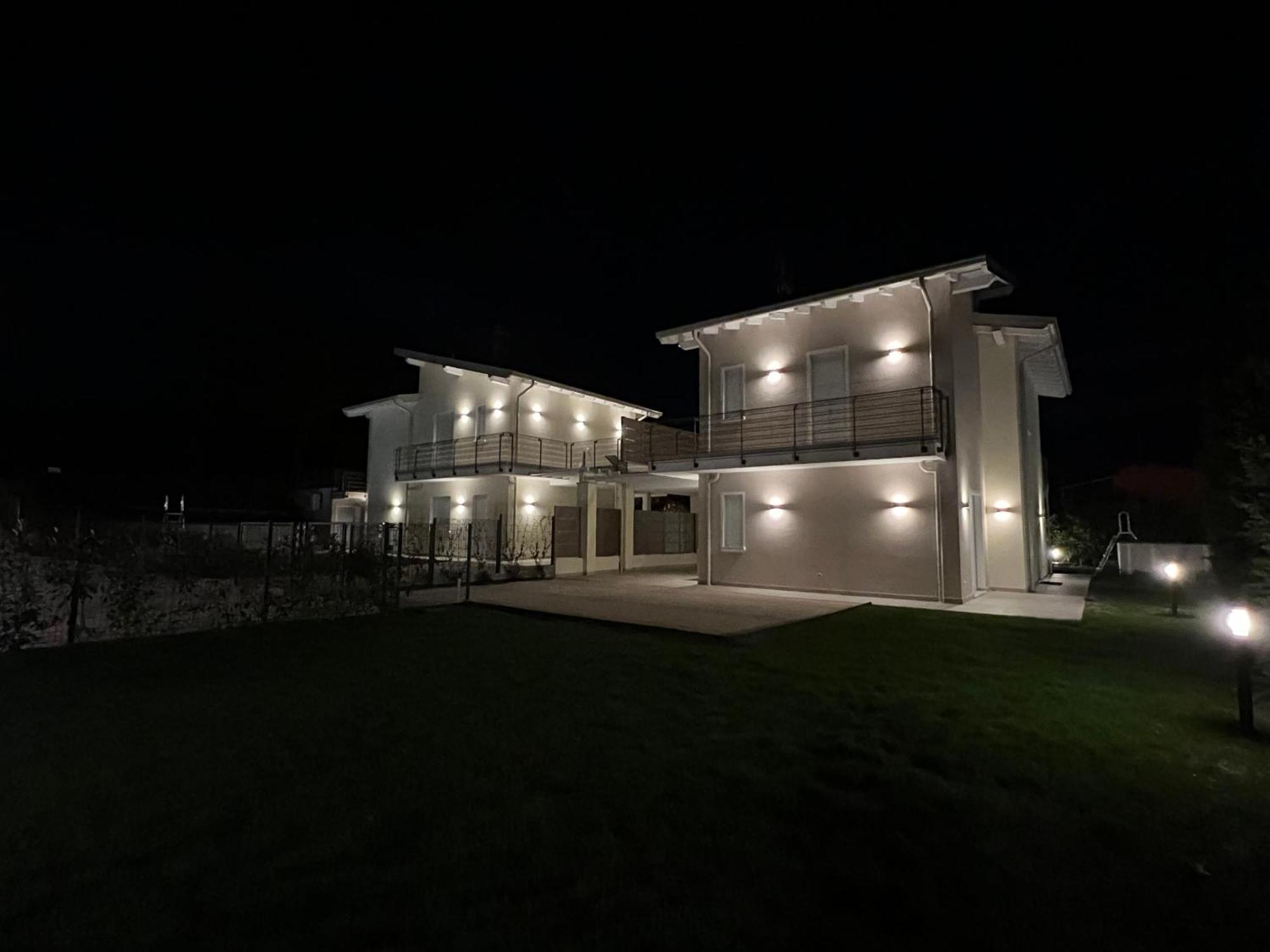 Luxury Villas Gardenia With Private Pool Padenghe sul Garda Eksteriør billede